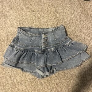 layered ruffle mini skirt with buttons